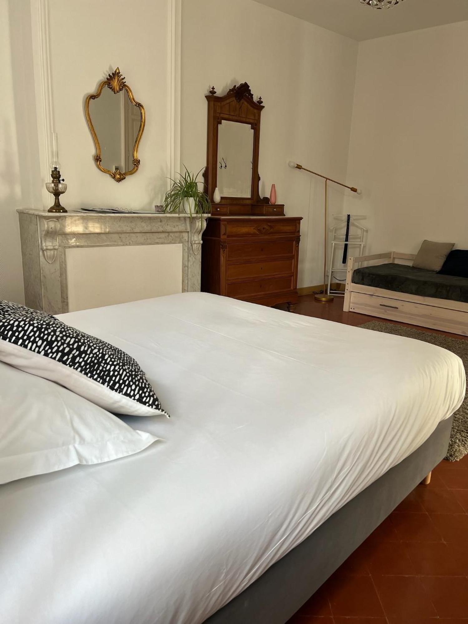 Entre Midi - Maison D'Hotes - B&B Capestang Zewnętrze zdjęcie